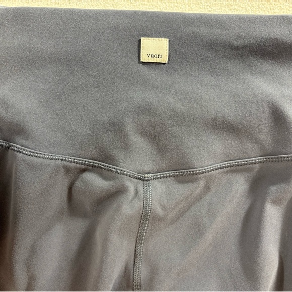 Vuori Women’s Leggings Size M Gray High Rise Yoga Athletic Stretch Pants - Picture 4 of 8